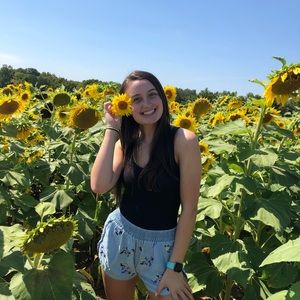 Meet your Posher, Addie